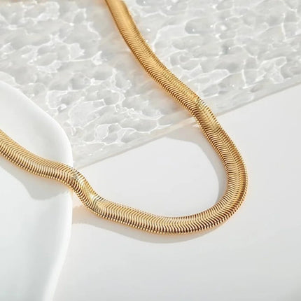 Collana lunga a catena a serpente di moda Uomo Donna Catene a maglie color oro in acciaio inossidabile Set di gioielli punk di base all'ingrosso platinumshop