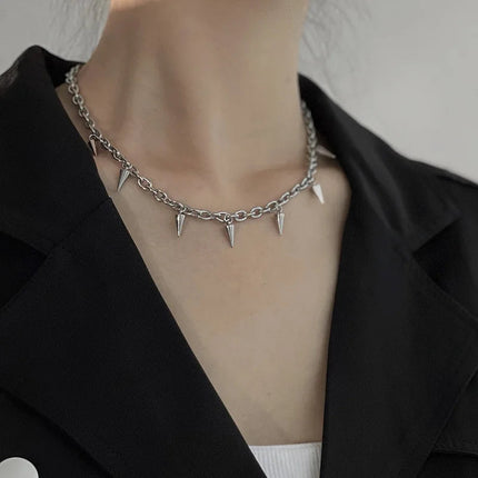 Stainless Steel Punk Aesthetic Stud Necklace Men Choker Cool Hip Hop Women Rivet Pendant Necklace Gothic Jewelry Gifts PlatiNum