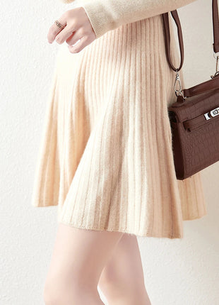 Korean Skirt 100% Merino Wool Women's Knitted Mini Skirt Autumn and Winter Women's Fashion Solid Color Small Umbrella Skirt PlatiNum