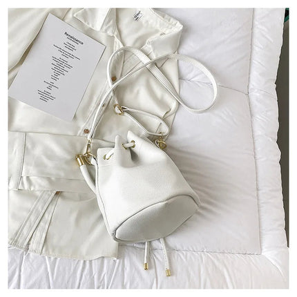 Spring New Fashion Letter PU Leather Bucket Bag Women Simple City Style Shoulder Handbag Trendy Crossbody Satchel Handbag PlatiNum