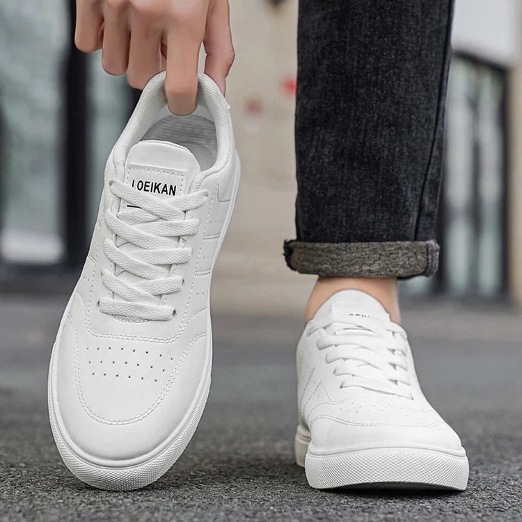 Men Classic Leather Skate Shoes Lace Up Flat Casual Sneakers Non Slip Daily Walking Footwear Black White 2 Colors