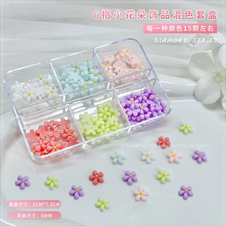 Conch Shell Coconut Tree Mermaid Tail Star Butterfly Heart Rhinestone Bowknot Christmas Snowflake Nail Art Accessory Decorations