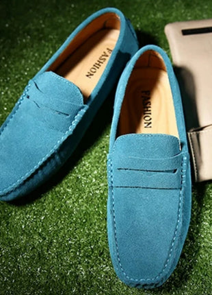 Scarpe casual da uomo fatte a mano Mocassini morbidi Scarpe da guida leggere Moda Slip on Flats Mocassini di alta qualità Scarpe da uomo antiscivolo