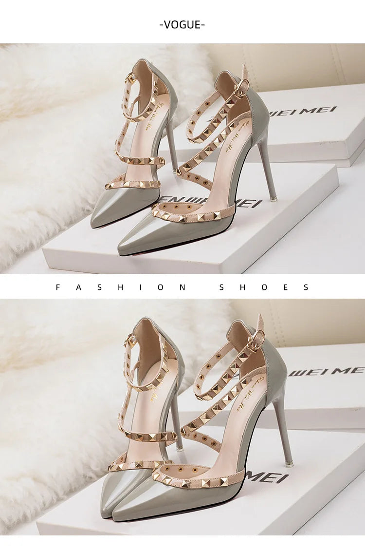 Scarpe tacco alto da donna estive in Europa e America Moda punta a punta bocca superficiale rivetto scava fuori sandali a spillo da discoteca platinumshop