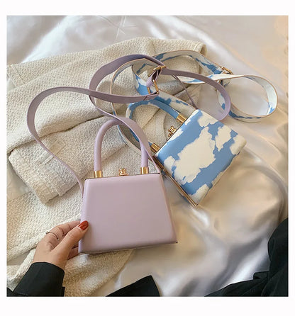 2022 New Fashion Sweet Mini Pillow Handbag Japanese Printed Scenery Net Red One Shoulder Portable Crossbody Bag