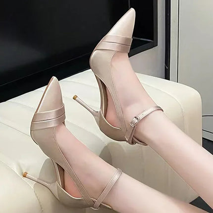 Décolleté con tacco alto in raso viola per donna 2025 Décolleté con cinturino alla caviglia Décolleté con tacco sottile Donna Scarpe da sposa sexy con punta a punta Lady