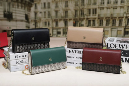 NUOVA borsa a catena da donna Carolina Herrera dal design semplice e originale, piccola borsa