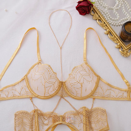 2026 Metal Chain Decor Perspective Lingerie Set Women's Sexy Lace Slim Underwear Split Set Female See Through Bra and Panty Set