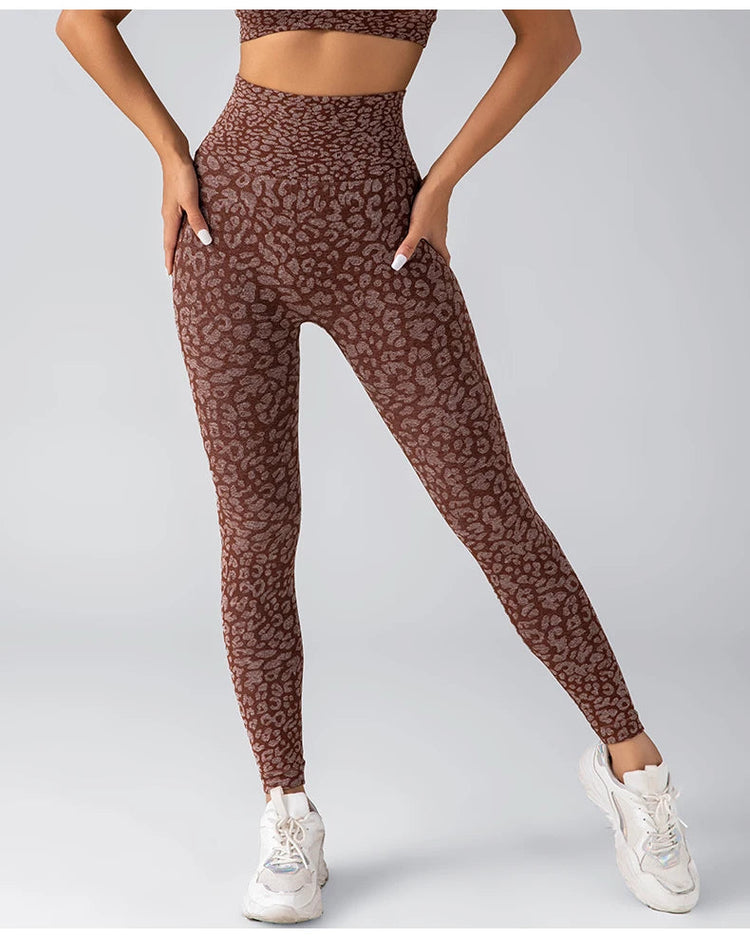 Women's Seamless Leopard Print Yoga Pants with Hip Lifting and High Waist Fitness Pants with High Elasticity PlatiNum