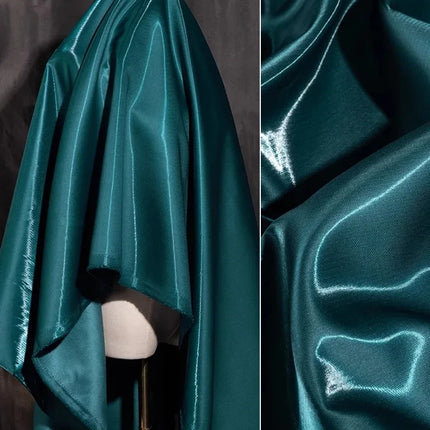 Tessuto Satinato Liquido Lucido di Lusso Riflettente Effetto Galassia per Abiti da Sposa e Design di Abiti alla Moda