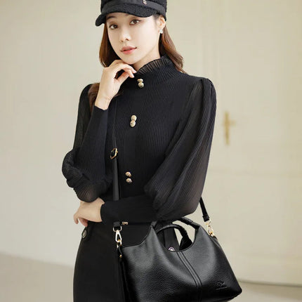 Trendy Crossbody Bag for Women Urban Minimalist Style PU Material Medium Size Zipper Opening Soft Shape Square Daily Match PlatiNum