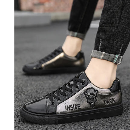Men Casual Shoes Patent Leather Flats Skate Men Cool Driving Shoes Male Walking Shoes Sneakers Dress Trend the Latest Leisure