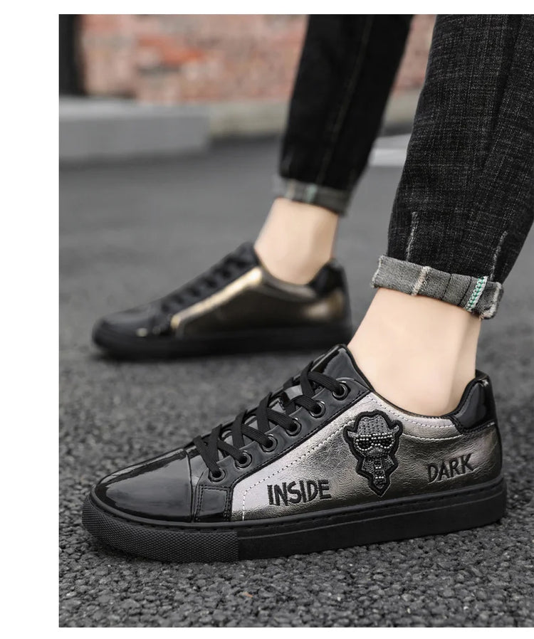 Men Casual Shoes Patent Leather Flats Skate Men Cool Driving Shoes Male Walking Shoes Sneakers Dress Trend the Latest Leisure