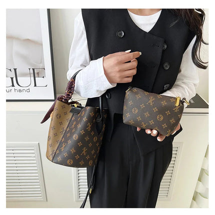 Advanced fashion bag for women 2025 new casual women's bag, large capacity bucket bag, shoulder bag, diagonal cross bag PlatiNum