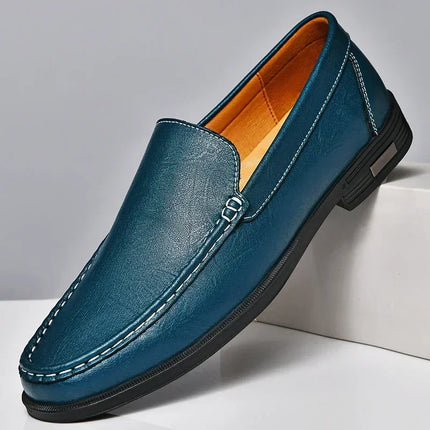 Calzature da uomo in pelle Slip on Office Man Scarpe formali Festa di nozze Scarpe eleganti da uomo Breath Driving Mocassini pigri Mocassini