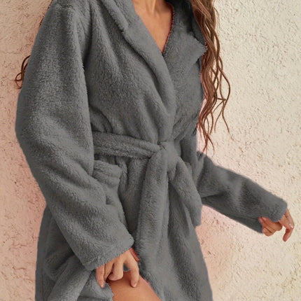 1 pezzo di vestaglia da donna con cappuccio in tinta unita con cintura, pigiama in pile accogliente e caldo per la casa in autunno e inverno.