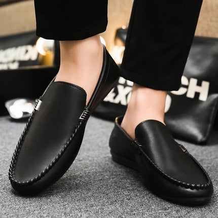 Slip on traspirante in vera pelle da uomo scarpe da guida marchio di lusso italiano uomo mocassini uomo scarpe casual mocassini Chaussure Homme