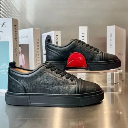 New Style Casual Leather Casual Couple Sneakers Unisex Fashion Crescent Bottom White Shoes Red Sole Men's Women's Casual Shoes