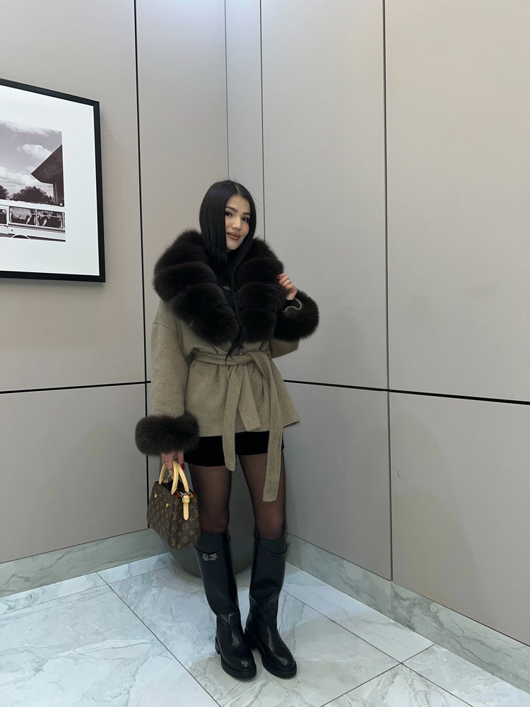 Lady Faux Fur Collar Cuffs Patchwork Short Overcoat  Belted Lace Up Loose Warm Jacket New Winter Daily Street Women's Outerwear