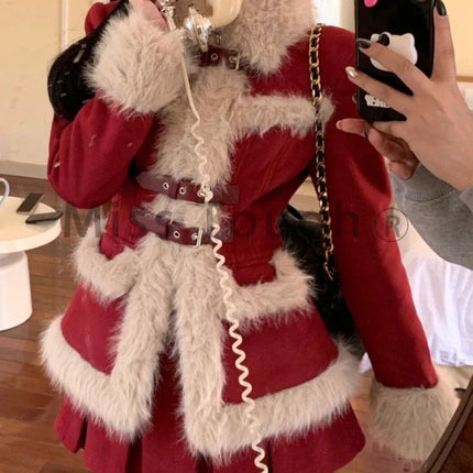 Winter Japanese Vintage Red Design Sweet New 2 Pieces Set Aesthetic Warm Coat + Mini Pleated Skirt Lady Party Fashion Suit 2024