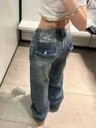 Jeans Baggy Y2K da Donna a Vita Bassa, Gamba Larga, in Denim Lavato Vintage, Pantaloni Larghi Streetwear con Dettaglio Unico Tasca Posteriore