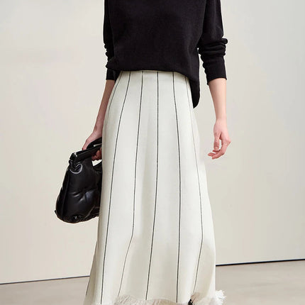 Amii Women's Skirt 2025 Winter New Knitting Striped Tassel A-Line Skirts For Women Versatile Loose Clothing Ladies 12544168 PlatiNum