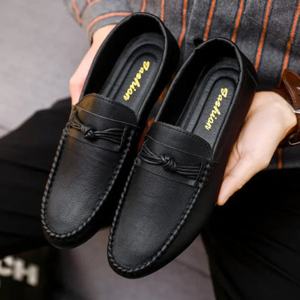 Scarpe da uomo 2025 Mocassini da uomo Comode scarpe da guida slip-on Moda uomo Scarpe casual Estate Versatile Zapatos Para Hombres