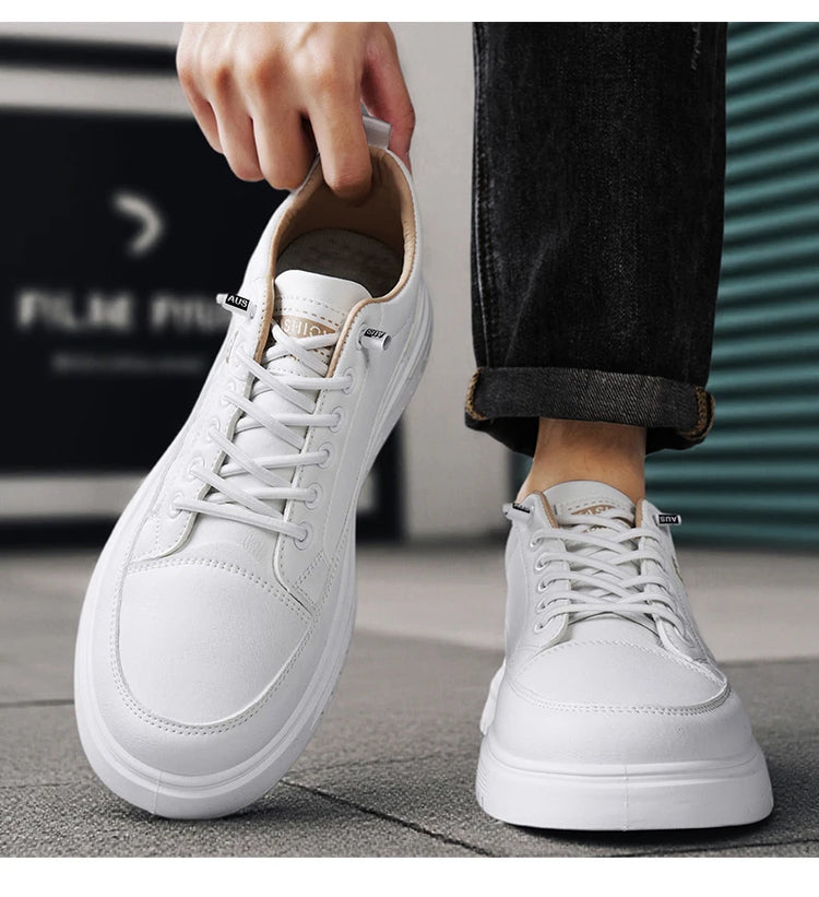 Men's Flat Casual Shoes Spring Breathable Soft-Sole Anti-Slip Outdoor Walking Shoes Youth Fashion White Shoes Sports Board Shoes