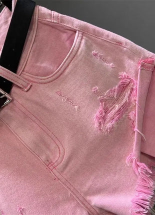 Nuovo stile di pantaloncini di jeans strappati con tasche lavate sfilacciate e piedi larghi