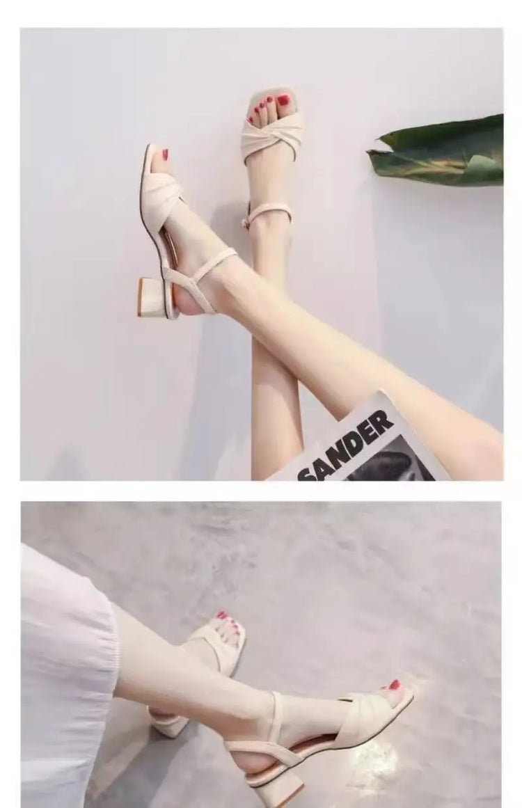 Sandali da donna versatili con tacco medio e plateau, nuovi sandali alla moda primavera 2026 con cinturino singolo e tacco alto, sandali romani