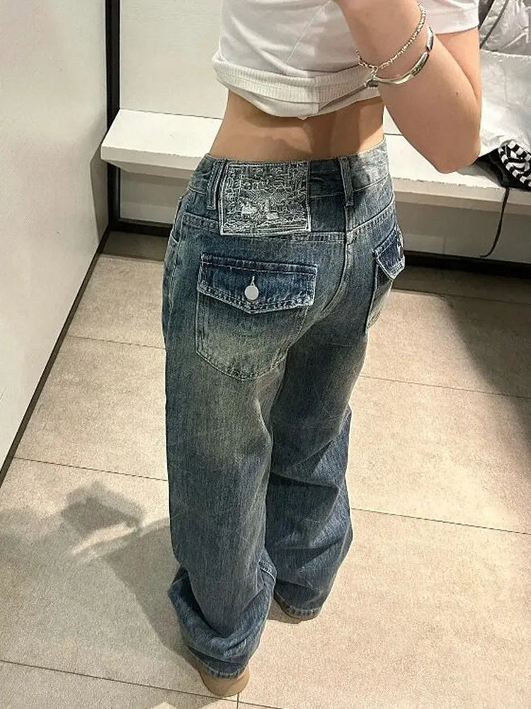 Jeans Baggy Y2K da Donna a Vita Bassa, Gamba Larga, in Denim Lavato Vintage, Pantaloni Larghi Streetwear con Dettaglio Unico Tasca Posteriore