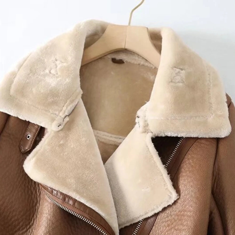 2024 winter women's clothing fashion locomotive version lapel fur integrated thickened thermal coat leather jacket