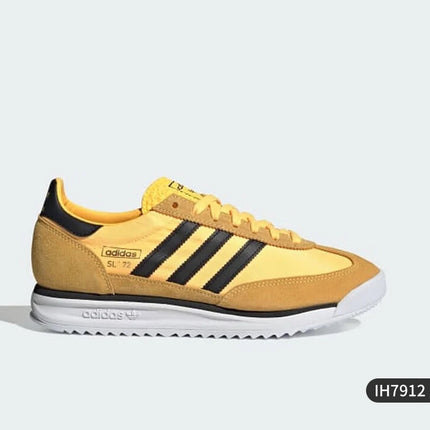 Scarpe da ginnastica casual ammortizzate classiche unisex Adidas Originals IH7912