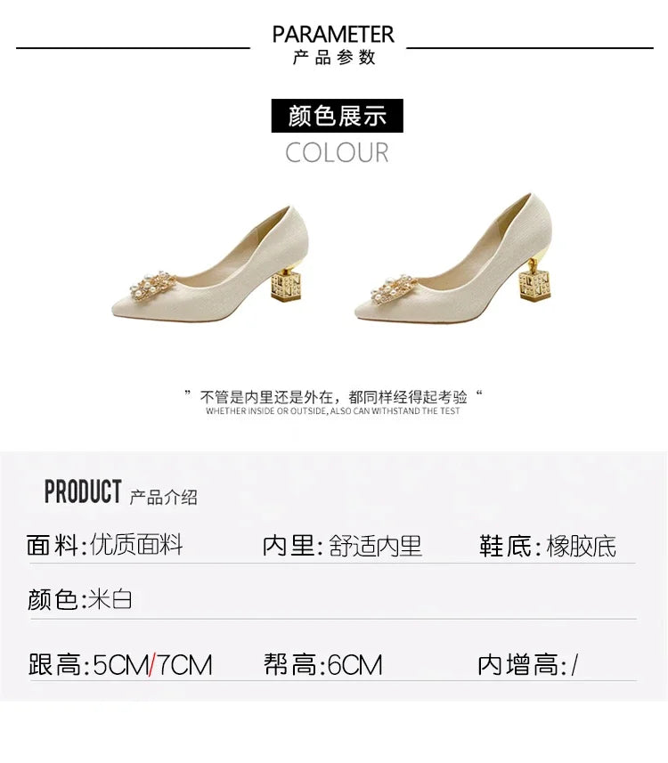 Moda di lusso Rivetto Fibbia Cintura Appartamenti Mocassino slip-on da donna Scarpe a punta Scarpe da balletto Mocassini da donna da ufficio 2025