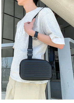 Borsa a tracolla rigida nera, leggera e portatile, per adulti, ideale per il trasporto quotidiano, lo shopping, le brevi camminate all'aperto e l'uso quotidiano.
