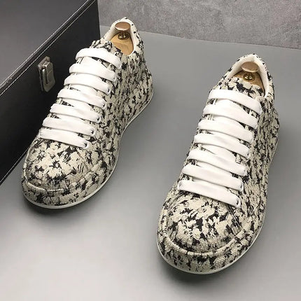 New Men Shoes Outdoor Casual Sneakers Rhinestone Board Shoes Men Fashion Deerskin Sports Large Size Shoes Men Zapatillas Hombre