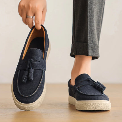 Mocassini fatti a mano in pelle scamosciata per il tempo libero Passeggiata Scarpe casual maschili Nuovo design Casual Slip on Flats Scarpe da guida versatili Mocassini