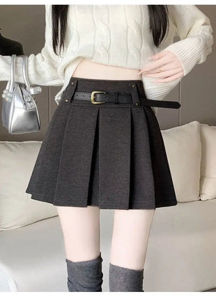 Autumn and Winter 2025 New High-waisted A-line Skirt College Style Sweet Versatile Woolen Pleated Skirt PlatiNum