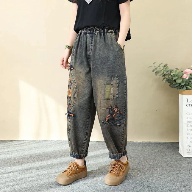 Women's Retro Artistic Embroidered Jeans, New High-Waisted Stretchy Denim Casual Pants, Spring Autumn 2026 Collection