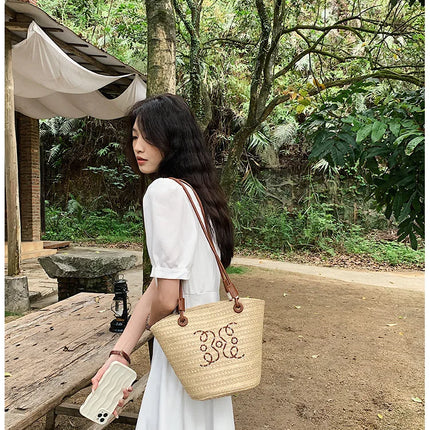 Borsa a tracolla retrò alla moda Borsa da donna Designer di marca di lusso Tote Borsa a tracolla in paglia da donna Borse da spiaggia eleganti da donna