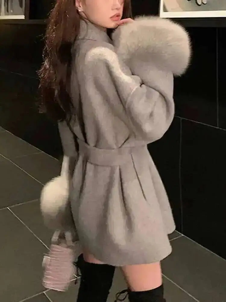 UCXQ Elegant Woolen Coat Temperament Office Lady Overcoats Fur Patchwork Long Sleeve Beautiful Women's Coats 2025 Winter New
