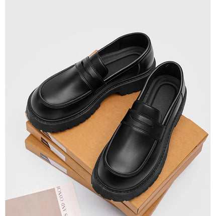 Mocassini STRONGSHEN scarpe da uomo in pelle con suola spessa scarpe da lavoro formali nere in stile britannico scarpe Casual Slip-On di lusso di moda