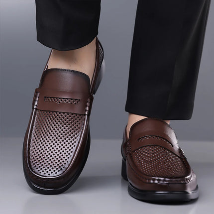 Mocassini in Pelle da Uomo Estate 2026, Scarpe Casual Slip-on Traspiranti, Comode per Camminare e per l'Ufficio