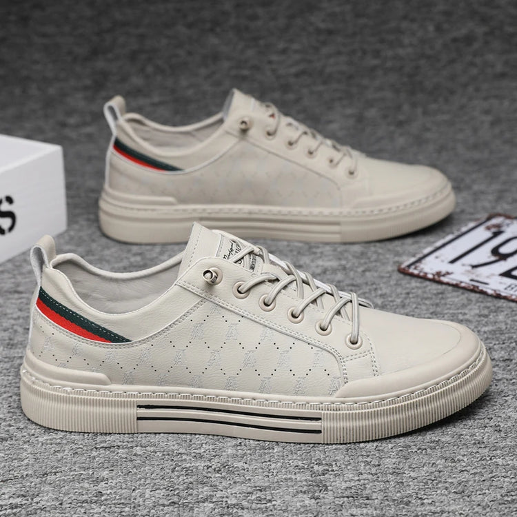 Men's lightweight skate shoes, everyday casual sneakers for men, colors: white and beige, sizes 39 to 46.