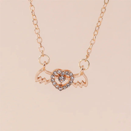 Y2K Crystal Butterfly Heart Necklace Fashion Kpop Shiny Clavicle Chain Necklaces for Women Girls New Trend Party Gifts Jewelry PlatiNum
