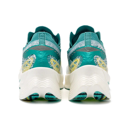 Scarpe da Corsa ONEMIX per Uomo con Piastra in Carbonio, Assorbimento degli Urti, Tecnologia Ultra-Leggera e Reattiva, Sneakers per Sport all'Aperto PlatiNum
