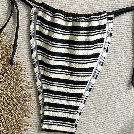 Micro Bikini 2026 Femme Nouveau Maillot de Bain Sexy Halter Bikini Ensemble Brésilien Biquini Féminin Rayé Vêtements de Plage pour Fêtes