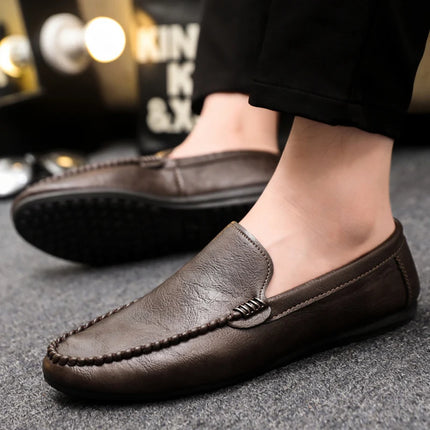 Slip on traspirante in vera pelle da uomo scarpe da guida marchio di lusso italiano uomo mocassini uomo scarpe casual mocassini Chaussure Homme