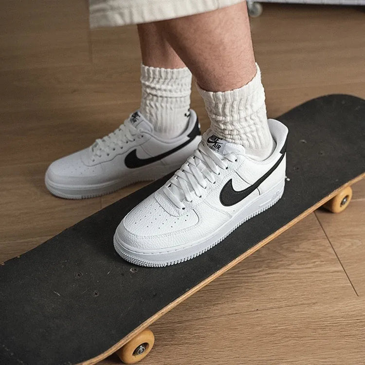 Nike Men's Classic Leather Low-Top Board Shoes CT2302-100 Fashionable Versatile Comfortable Retro Street Style Anti-Slip