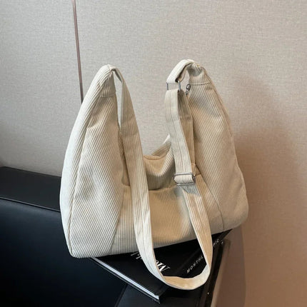 New Large Capacity Casual Crossbody Bag Simple Artistic Commuter Student Single Shoulder Bag Outdoor Leisure Women's Tote Bag PlatiNum
